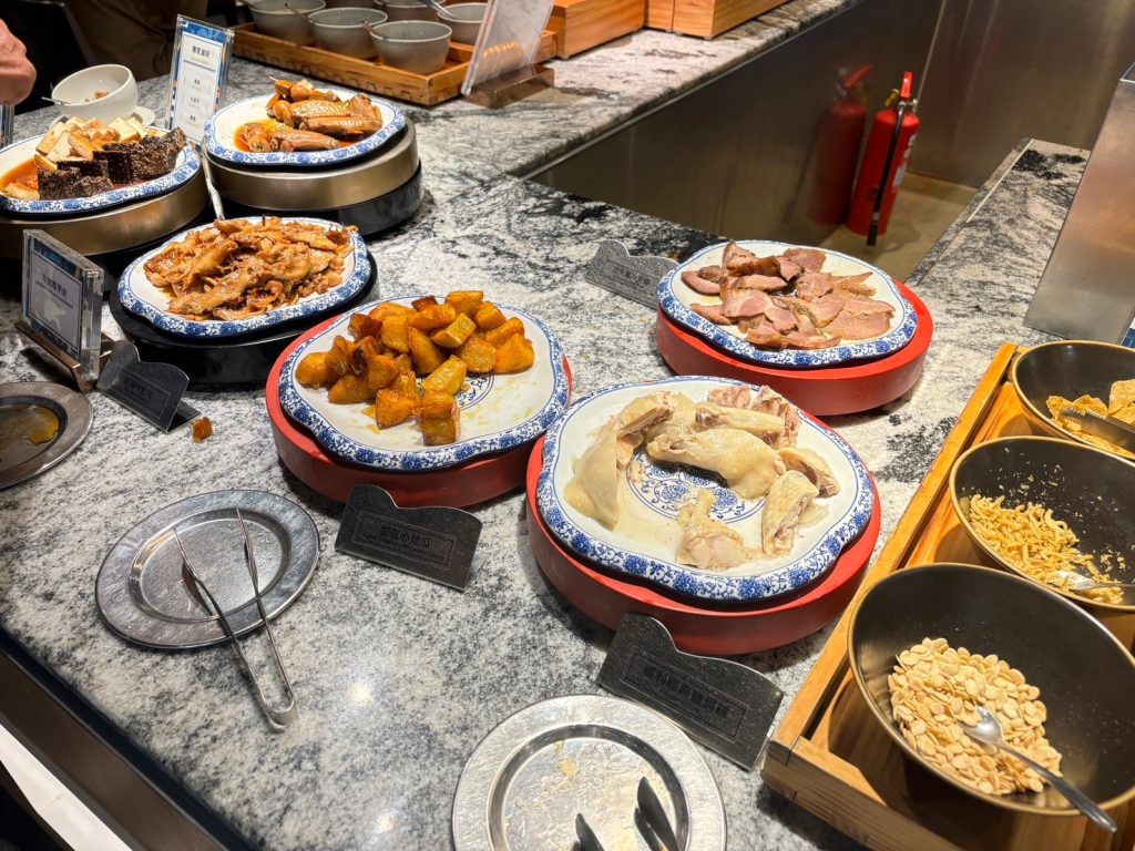 饗食天堂-桃園新光店-餐品擺放