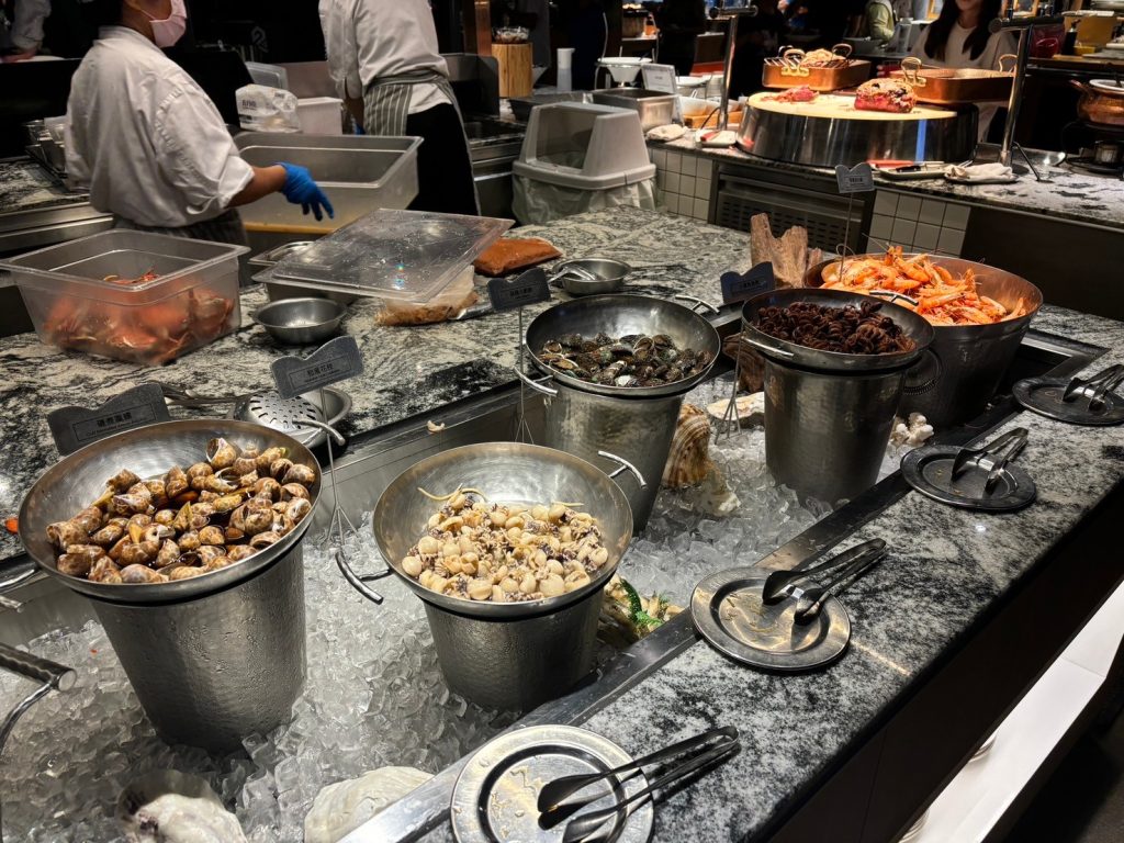 饗食天堂-桃園新光店-餐品擺放
