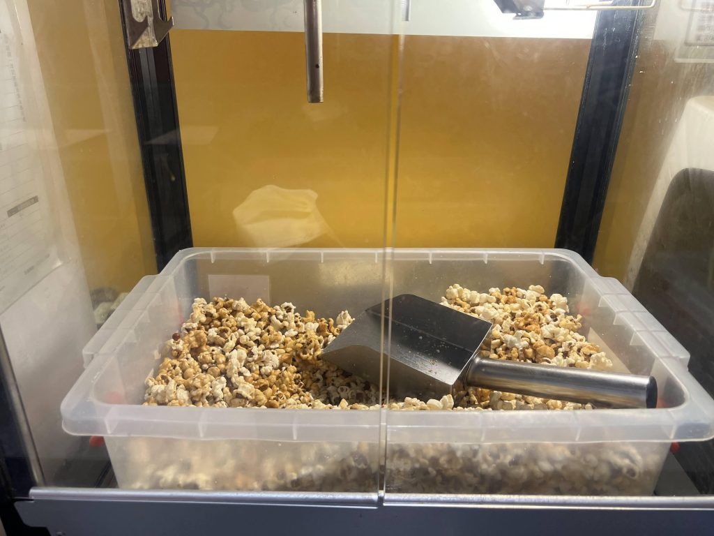 小時厚牛排-桃園中山店-室內配餐區